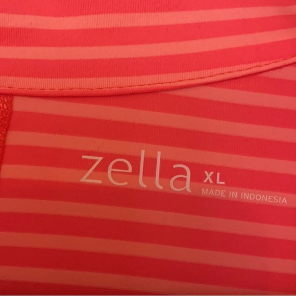LIKE NEW Zella Half Zip Lightweight Athletic Pullover Top With Thumb Holes - Picture 5 of 12